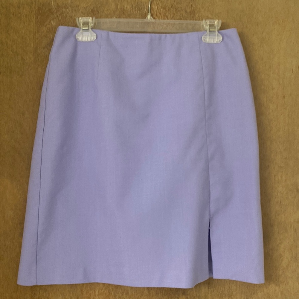 Dress barn lavender skirt Size 8
